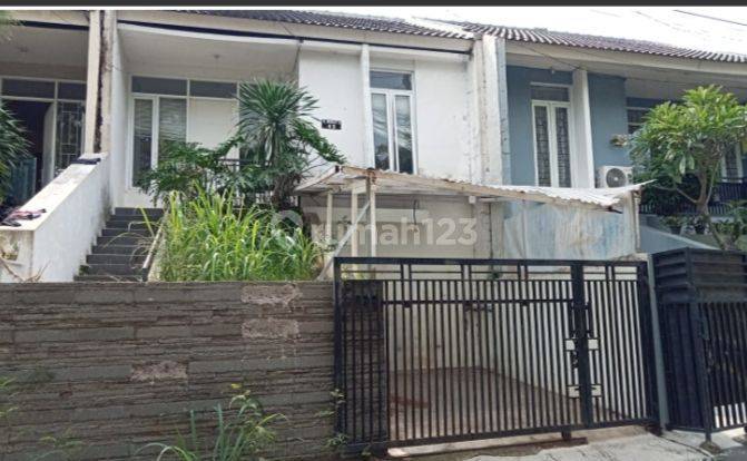 Rumah 2 Lantai di jual cepat di Parongpong  1