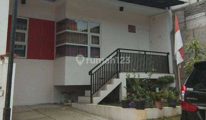 Rumah di jual 2 lantai di Parongpong  1