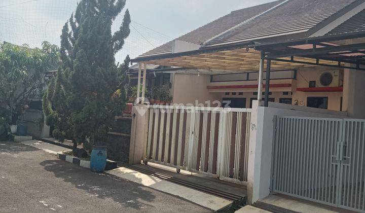 Rumah minimalis lokasi strategis di bandung  2