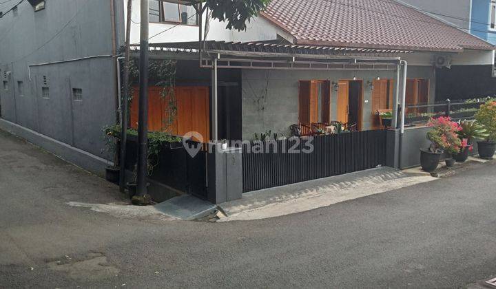 Rumah Bagus Terawat Lokasi Strategis Di Lengkong  2