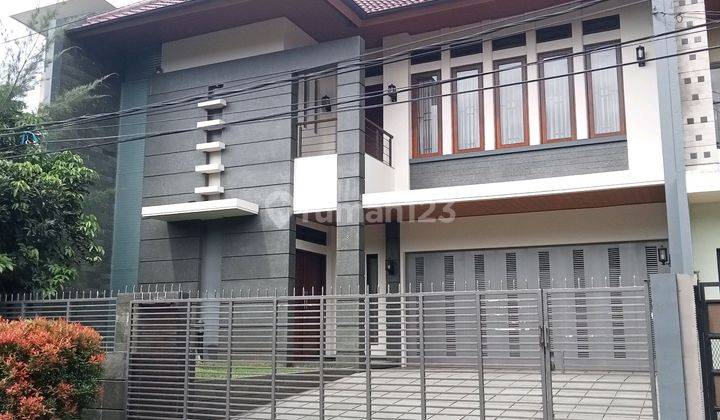 Rumah Lux 2 Lantai Lokasi Strategis Di Kota Bandung 1