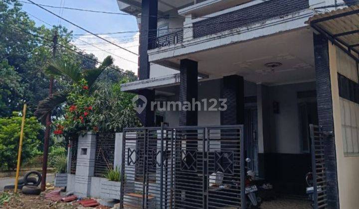 Rumah Modern 2 Lantai Bagus Terawat Lokasi Strategis Di Bandung  2