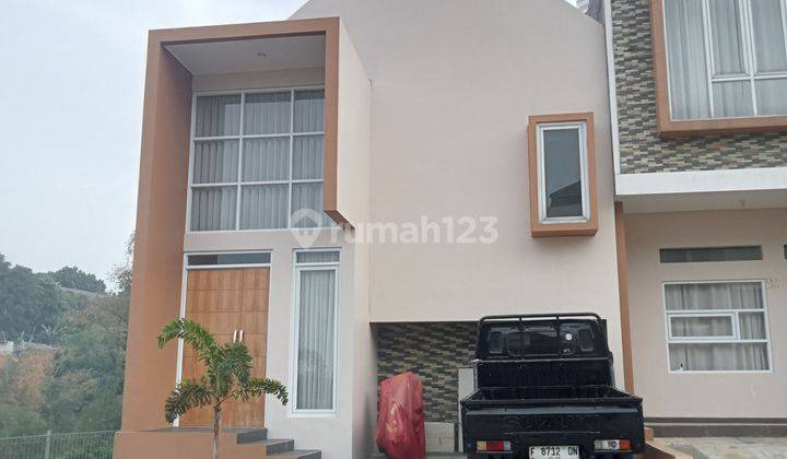 Rumah Minimalis Modern 2 Lantai Di Parongpong  1