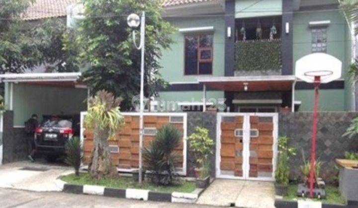 Rumah Lux 2 Lantai Terawat Lokasi Strategis Di Kota Bandung  2