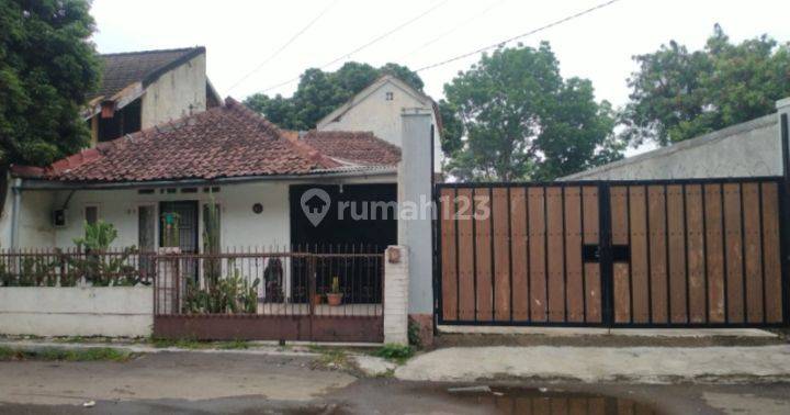 Rumah Sederhana Lokasi Strategis Di Lengkong  2