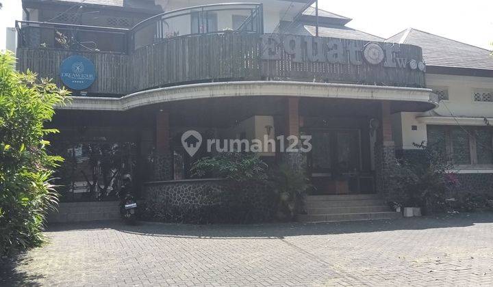 Rumah 2 Lantai Lokasi Strategis Di Kota Bandung  1