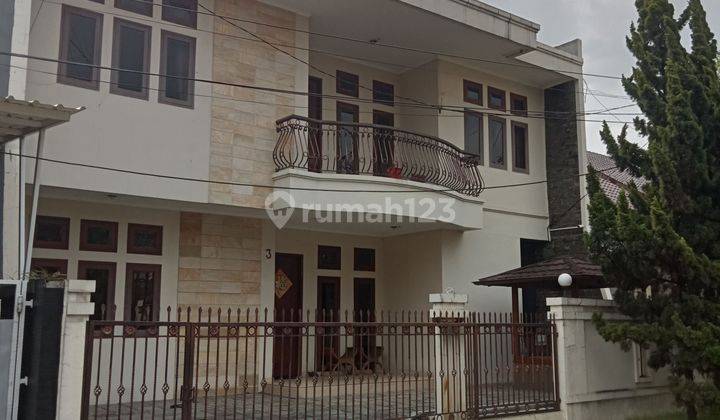 Rumah Bagus 2 Lantai Lokasi Strategis Di Kota Bandung 