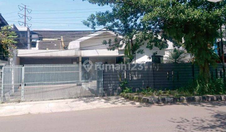 Rumah Lux Siap Huni Lokasi Strategis Di Kota Bandung  1