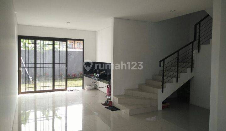 Rumah Cantik Siap Huni di Sayap Setiabudi Bandung 1