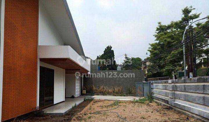 Rumah Luas Nyaman Terawat di Setra Sari Bandung 1