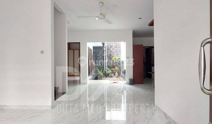 Dijual Rumah Siap Huni Di Emerald Bintaro Strategis Bebas Banjir 2