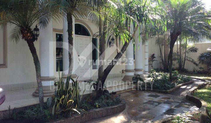 Dijual Rumah Mewah Di Bsd Strategis Nyaman Ada Kolam Renang 2