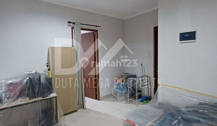 Dijual Rumah Siap Huni Depan Taman Cluster Di Graha Raya Bintaro 2