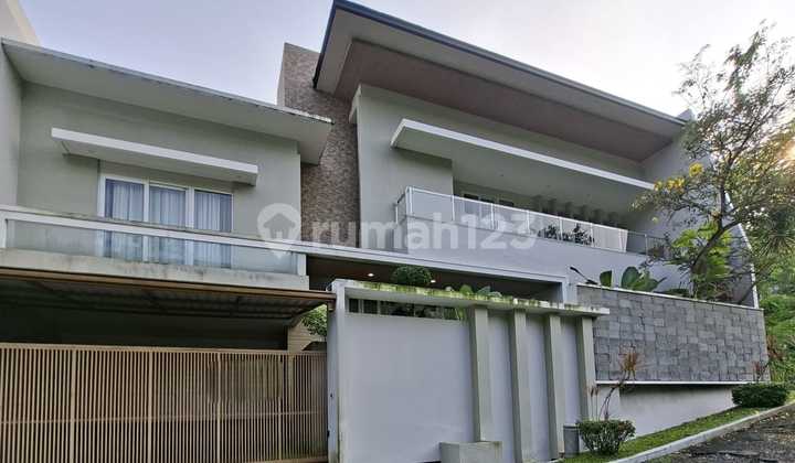 Luxury House Near Police Academy - Semarang 1