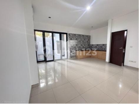 Rumah Graha Padma - Semarang Utara 2