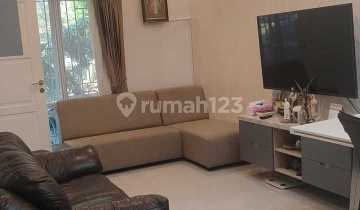 Rumah Siap Huni Ditengah Kota - Grahapadma 2