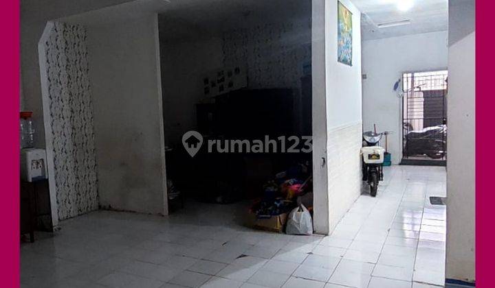 Dijual Rumah di Taman Sari 2