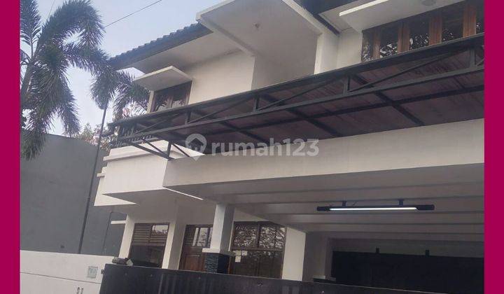 Dijual Rumah di Anggrek Garuda 1