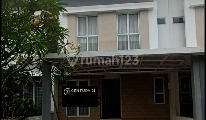 Rumah 2 Lantai Menarik dan Berlokasi Strategis di Palm Spring JGC Jakarta Timur