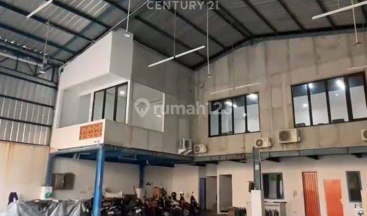 Pergudangan Dalam Komplek Kawasan Industri Di Kota Harapan IIndah 1