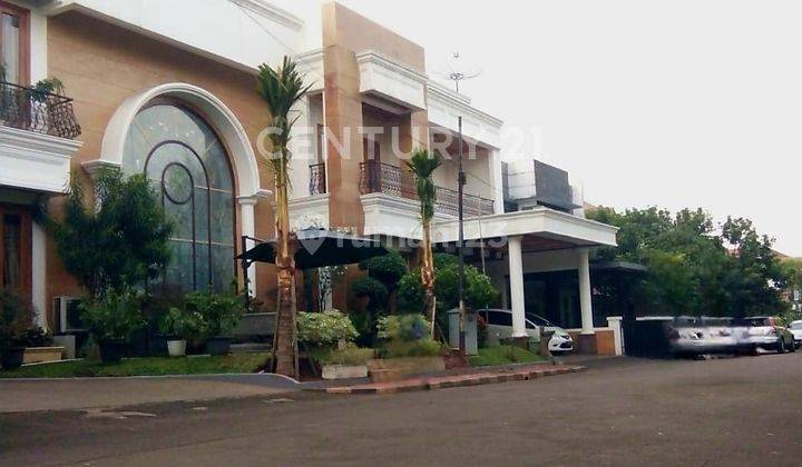 Rumah Besar Bagus Terawat Di Acacia Residence, Bintaro 1