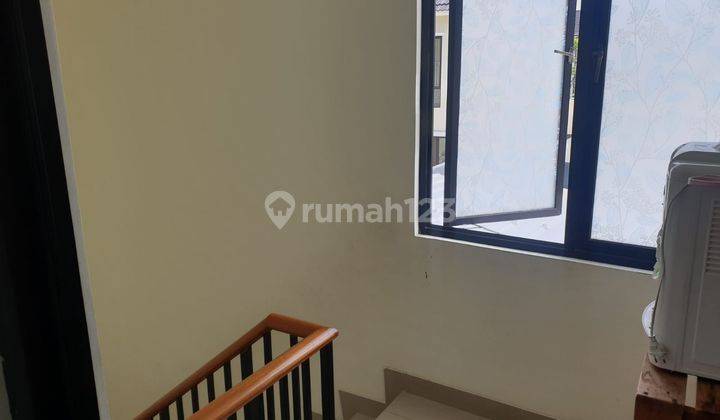 Rumah Menarik Siap Huni di Green Ara Cluster Balsa Harapan Indah, Bekasi 2