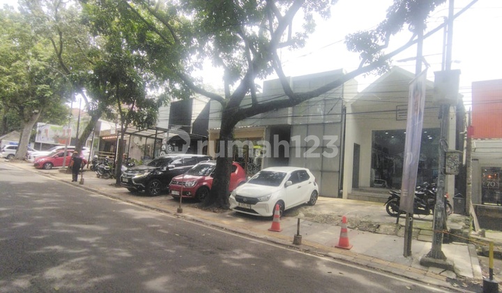 Jual Cepat Tanah&Bangunan Komersil Strategis di Pusat Kota Bandung Sebrang Pusat Perbelanjaan&Sekolah Swasta Terkenal,Dekat Gedung Sate Bonus Passive Income,Bandung Wetan,Kota Bandung
