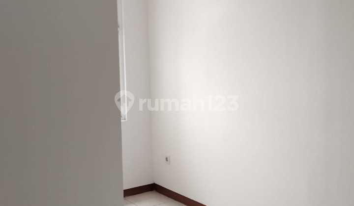 Springlake 2BR Empty Apartment Cheap 2