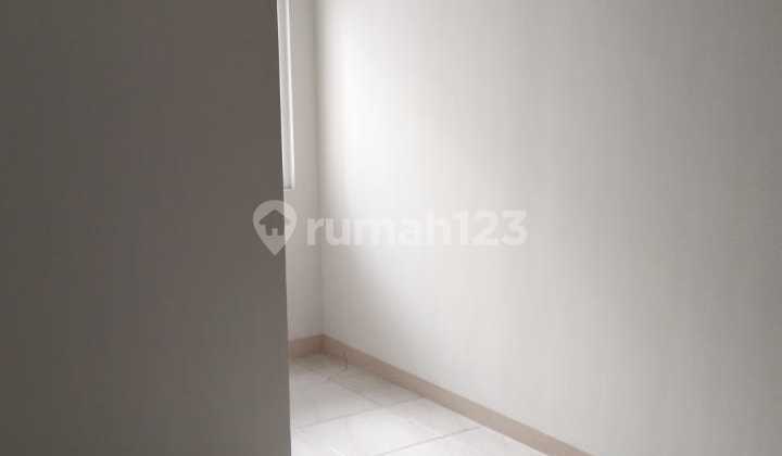 Murah!!! Apartemen Springlake 2Bedroom Lantai Rendah 2