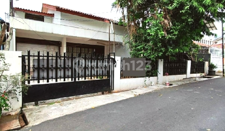 Jual Cepat Rumah Luas Aman Nyaman Tenang Cocok Untuk Mess Karyawan Atau Kostan, Saharjo Tebet 2