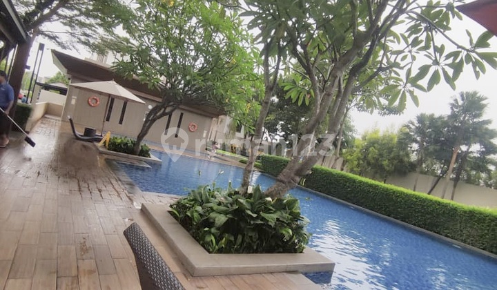 Disewa Cepat Rumah Mewah 2,5 Lantai di Asya Jgc 2