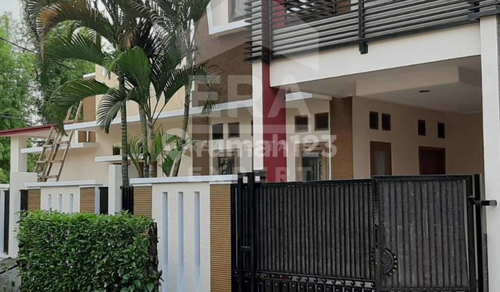 Turun Harga! Jual Cepat Rumah Hoek Siap Huni Perbatasan Bekasi&Jakarta Timur,Selangkah ke Stasiun Cakung&Pintu Toll @Griya Bintara Indah, Bekasi 2