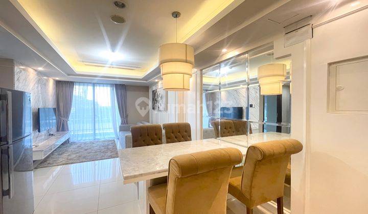 Disewakan  Apartemen Casa Grande Phase 2 2 Kamar Tidur Furnished Baru 1