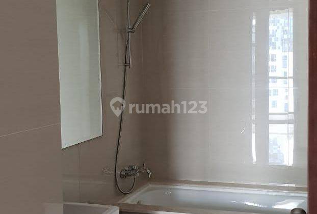 Dijual Apartment 2+1BR Casa Grande Residence Bagus Furnished 2