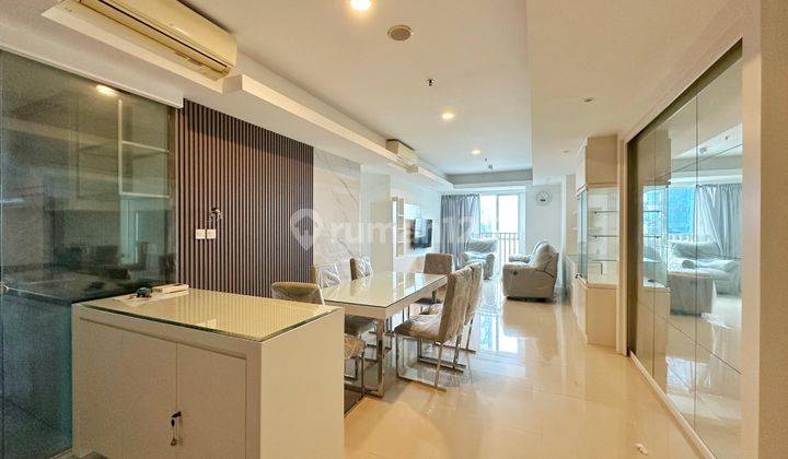 Disewakan Apartment 3+1BR Casa Grande Residence Bagus Furnished 1