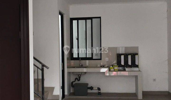 DISEWAKAN RUMAH 6X12,5 PIK 2 SIAP HUNI 2