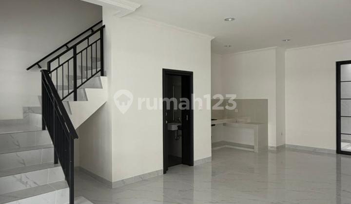Bukit Nirmala Pik 2 Rumah Balkon 6X15 bisa KPR Brand New 2
