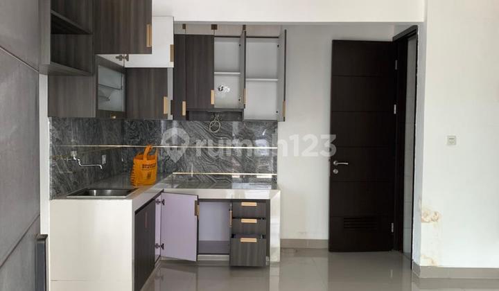 FOR RENT: MILLENNIAL HOUSE IN PIK 2, SIZE 4.5X10, SEMI-FURNISHED 2