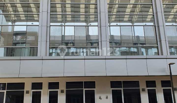 FOR SALE SHIBUYA SHOPHOUSE PIK 2 4.5X16.5 3 FLOORS FOR SALE SHIBUYA SHOPHOUSE PIK 2 4.5X16.5 3 FLOORS