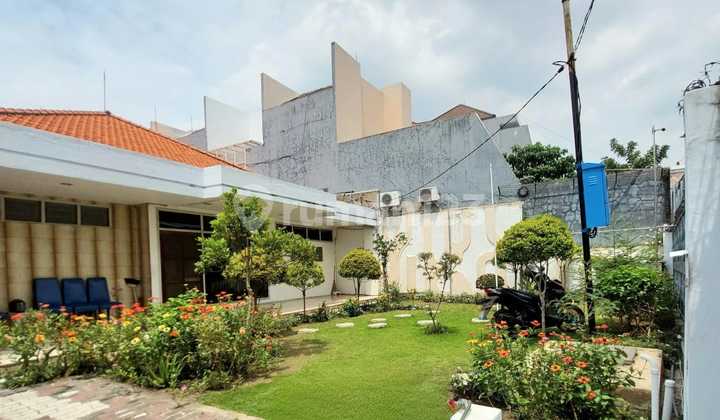 Argopuro Surabaya Central Rental House Near Tunjungan Mall, Diponegoro 2