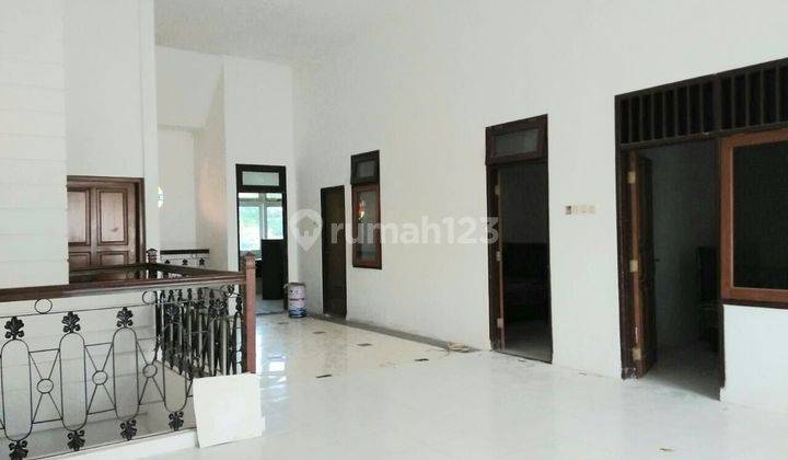 Jual rumah di Raya Nginden Intan, Surabaya Timur 2