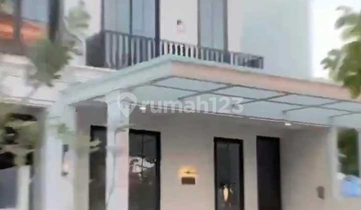 Rumah Besar Royal Park Surabaya Barat,dekat Citraland,wiyung