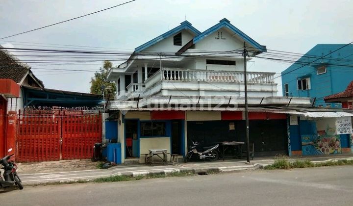 Rumah,bangunan,toko Jalan Raya Di Cepu, Blora Jawa Tengah 1