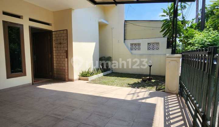 Rumah Siap Huni2 Lantaidi Sektor2 Bintaro Jaya 2