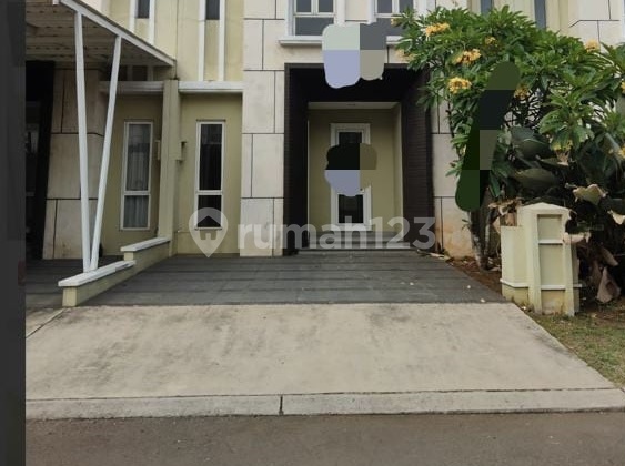 Nice Ready-to-Use 2-Story House in Lenora Alam Sutera Nice Ready-to-Use 2-Story House in Lenora Alam Sutera
