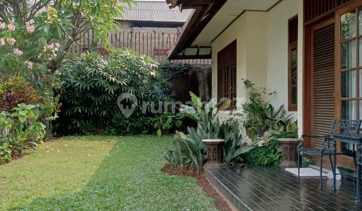 Rumah Bagus Terawat Baik Luas Tanah Besar Di Cluster Bintaro Sek1