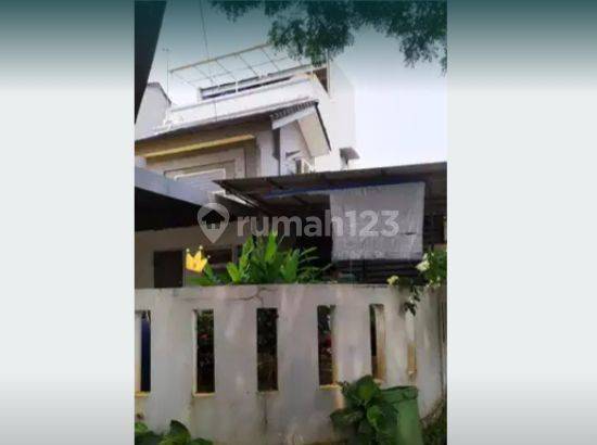 Rumah Bagus di hook siap Huni 2 Lantai SHM di Vila melati Mas BSD 2