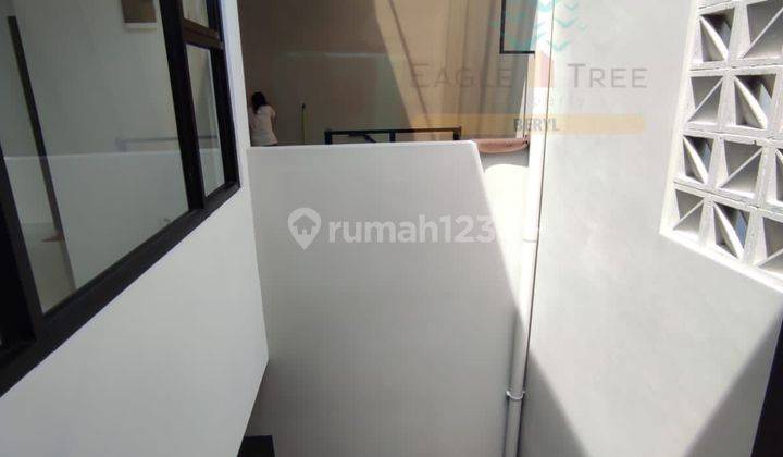 Rumah Bagus 2Lantai siap Huni di Bintaro Jaya sektor 9 SHM 2