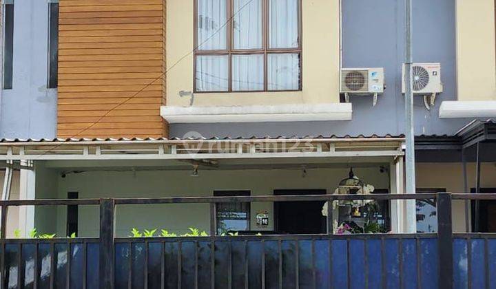 Rumah Bagus Terawat 2 Lantai siap Huni di Graha Raya. 1