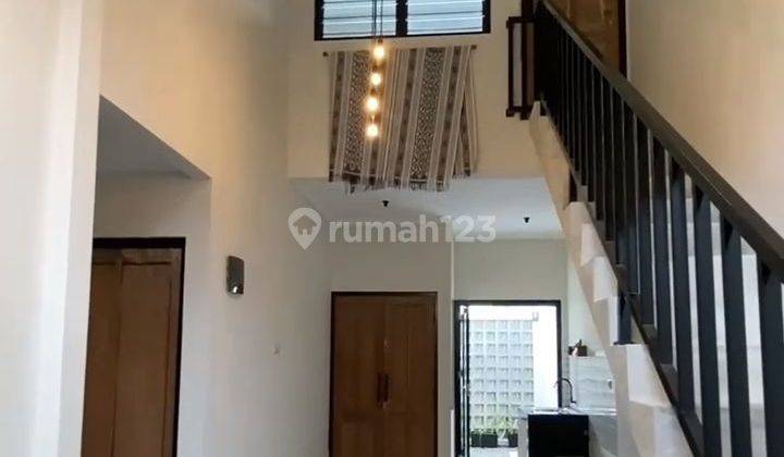 Rumah BagusTurun Harga 2lantai Siap Huni di Bintaro sektor 9 SHM 1